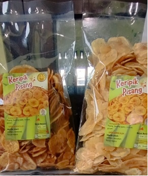 Telor Gabus dan Kripik